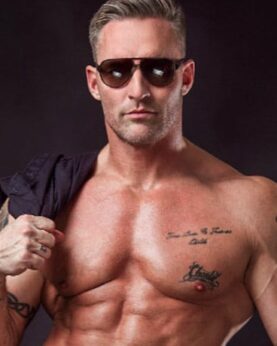 Stripteaseur Saint-Louis