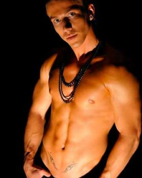 Stripteaseur Narbonne Languedoc-Roussillon Aude Max