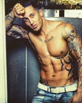 Strip-teaseur anniversaire Rennes Ille-et-Vilaine