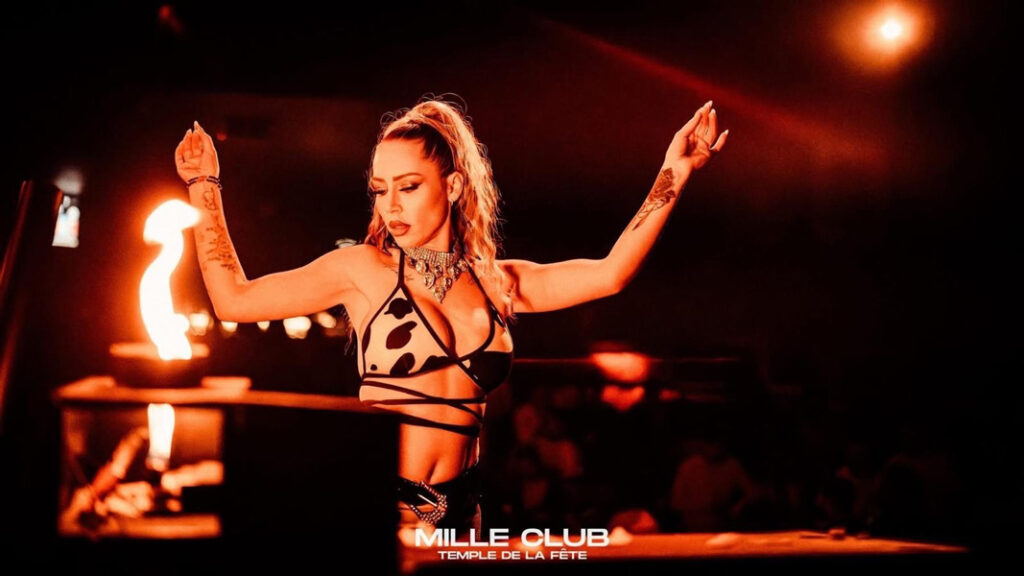 Stripteaseuse Gérardmer à Partir de 250€ ⋆ Victoria