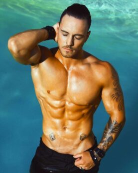 Stripteaseur Angers Maine-et-Loire