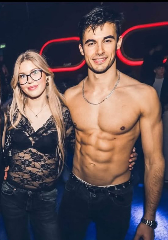 Stripteaseur Remiremont ⋆ Julian