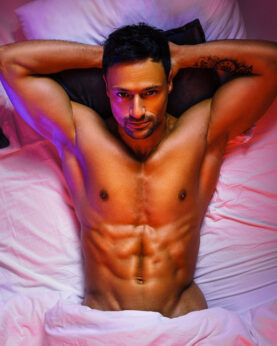 Stripteaseur Nancy Bryan